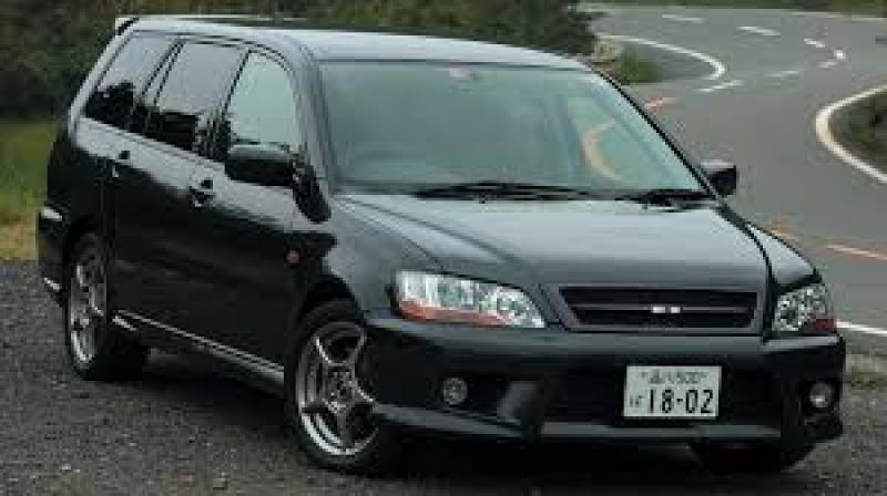 Mitsubishi Lancer Cedia