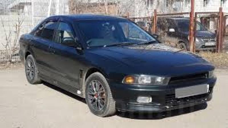 Mitsubishi Galant